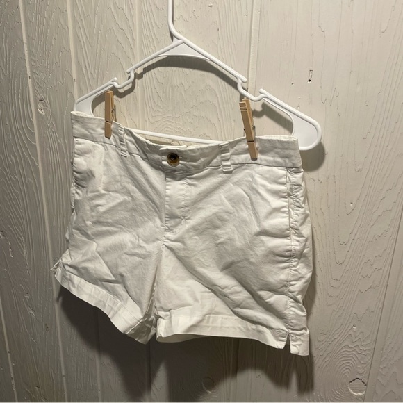 Old Navy Everyday Shorts Size 6 - Picture 3 of 6